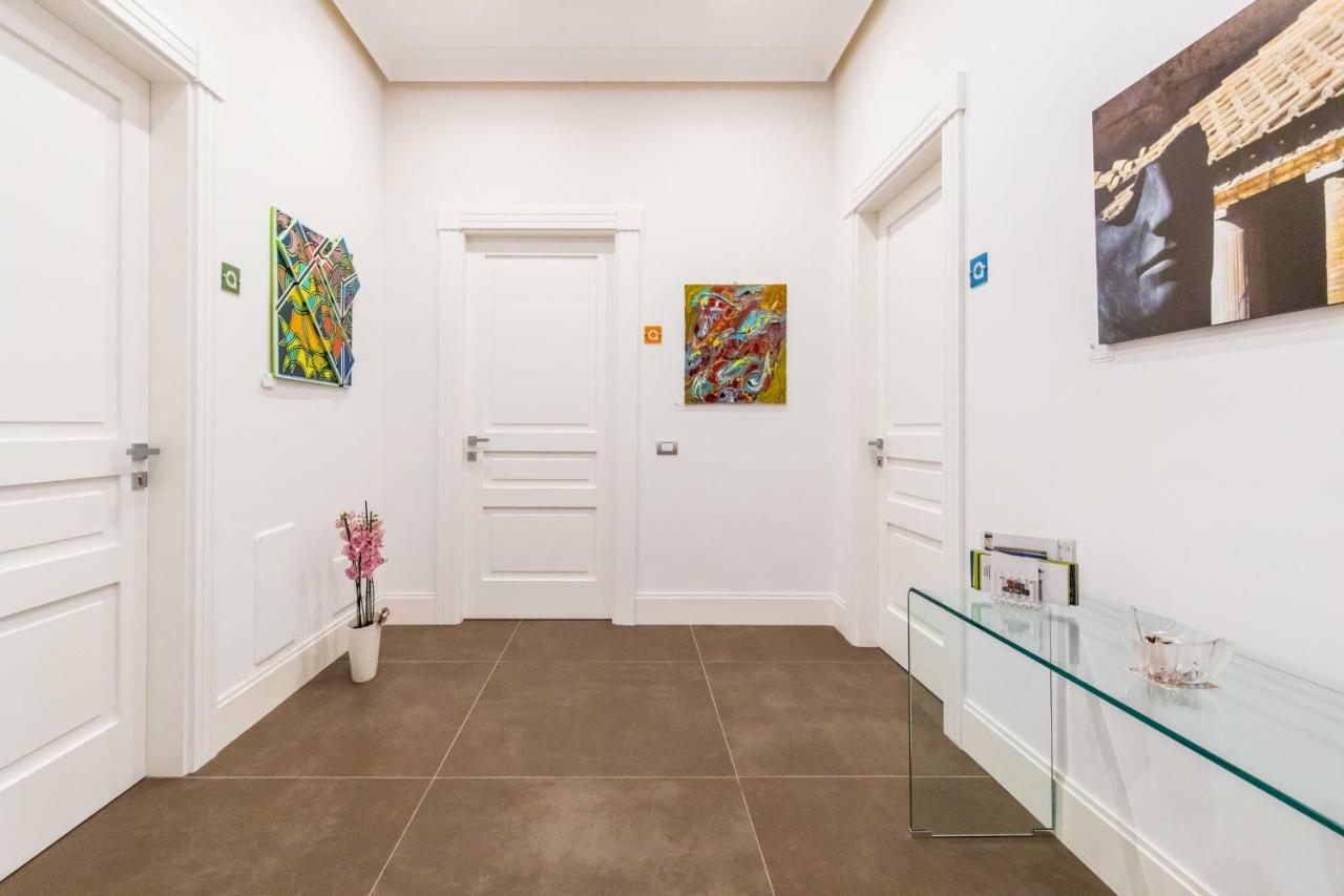 N'Apartment Naples Luaran gambar